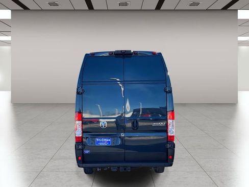 New 2026 RAM ProMaster 3500 w/ Premium Convenience Group image 4