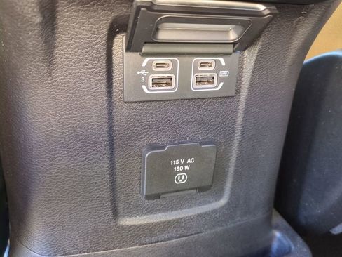 Used 2018 Jeep Wrangler Unlimited Rubicon image 16