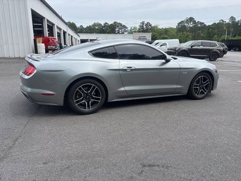 Used 2021 Ford Mustang GT RWD image 9