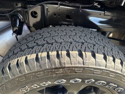 Used 2025 RAM 2500 Big Horn AWD/4WD image 10
