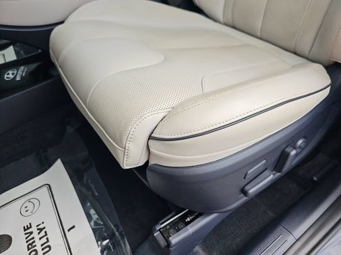 Used 2022 Hyundai Palisade Calligraphy w/ Cargo Package FWD image 28