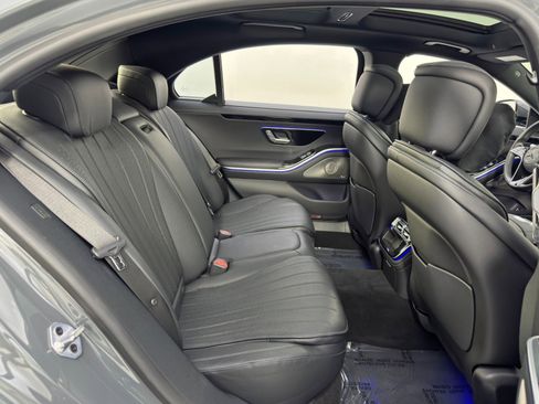 Used 2023 Mercedes-Benz S 500 4MATIC w/ AMG Line image 49