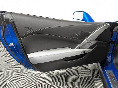 Used 2015 Chevrolet Corvette Stingray Coupe w/ 2LT Preferred Equipment Group image 12