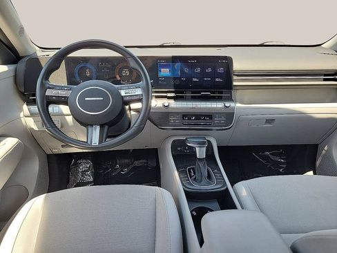 Used 2024 Hyundai Kona SEL FWD image 10