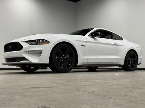 Certified 2022 Ford Mustang GT Premium w/ Black Accent Package RWD image 5