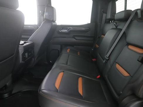 Used 2024 GMC Sierra 1500 AT4 w/ AT4 Preferred Package AWD/4WD image 26