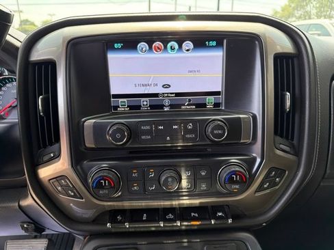 Used 2018 Chevrolet Silverado 1500 High Country AWD/4WD image 20