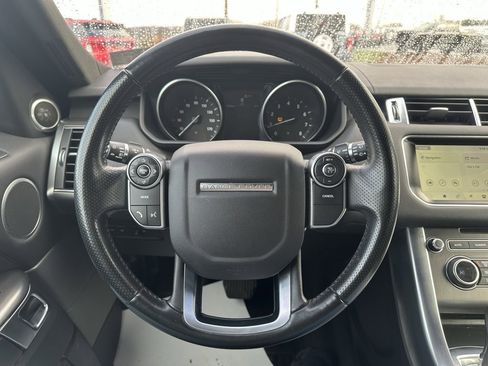 Used 2017 Land Rover Range Rover Sport SE image 22