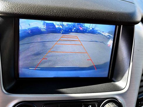 Used 2016 GMC Yukon SLT w/ Open Road Package image 37