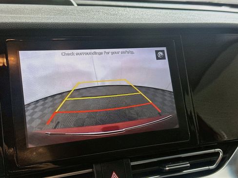 Used 2022 Kia Niro EX FWD image 22