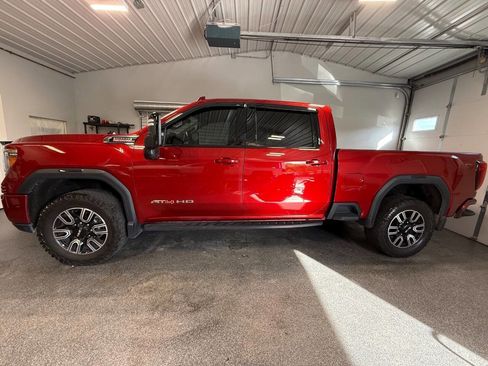 Used 2022 GMC Sierra 2500 AT4 w/ AT4 Premium Plus Package image 10