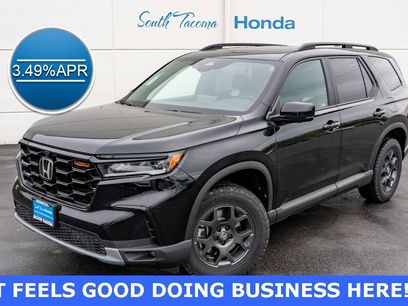 New 2025 Honda Pilot TrailSport