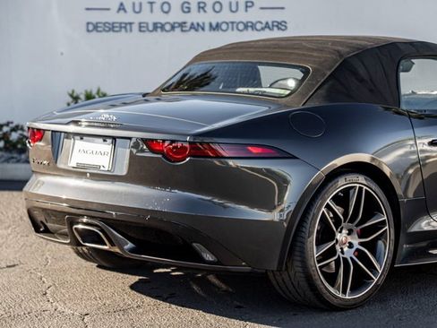 Used 2020 Jaguar F-TYPE Convertible image 8