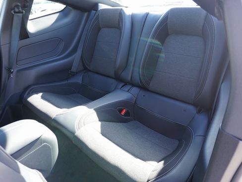 Certified 2025 Ford Mustang Coupe image 18