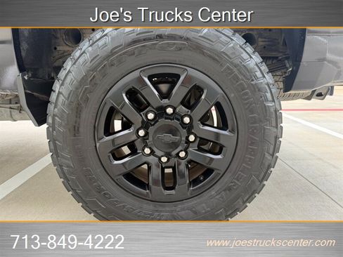 Used 2018 Chevrolet Silverado 2500 LT w/ Midnight Edition AWD/4WD image 49