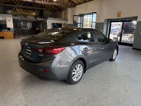 Used 2014 MAZDA MAZDA3 i Touring FWD image 7