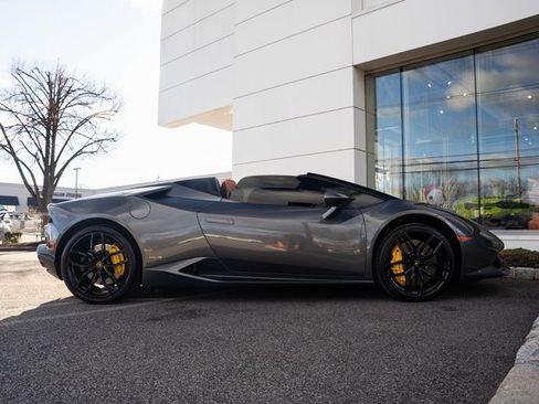 Used 2016 Lamborghini Huracan LP 610-4 image 6