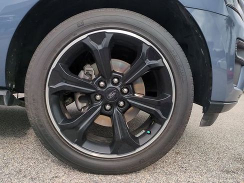 Used 2023 Ford Expedition Limited RWD image 11
