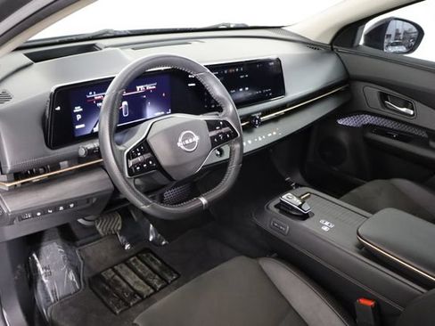 Used 2023 Nissan Ariya AWD image 25