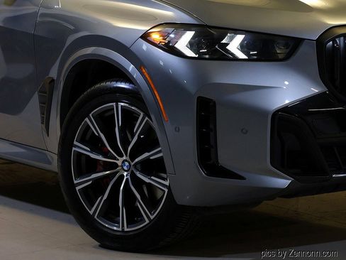 Certified 2024 BMW X5 xDrive40i w/ M Sport Package image 3