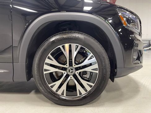 Used 2026 Mercedes-Benz GLB 250 4MATIC image 16