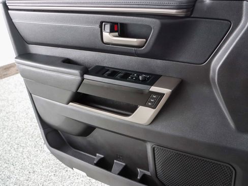 Used 2024 Toyota Tundra Limited image 23