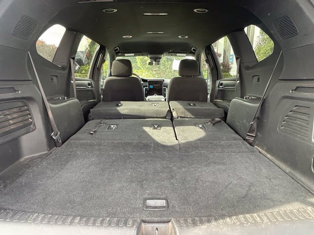 Used 2025 GMC Acadia Elevation FWD image 10