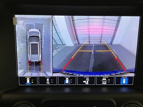 Used 2024 GMC Terrain AT4 w/ Tech Package image 4