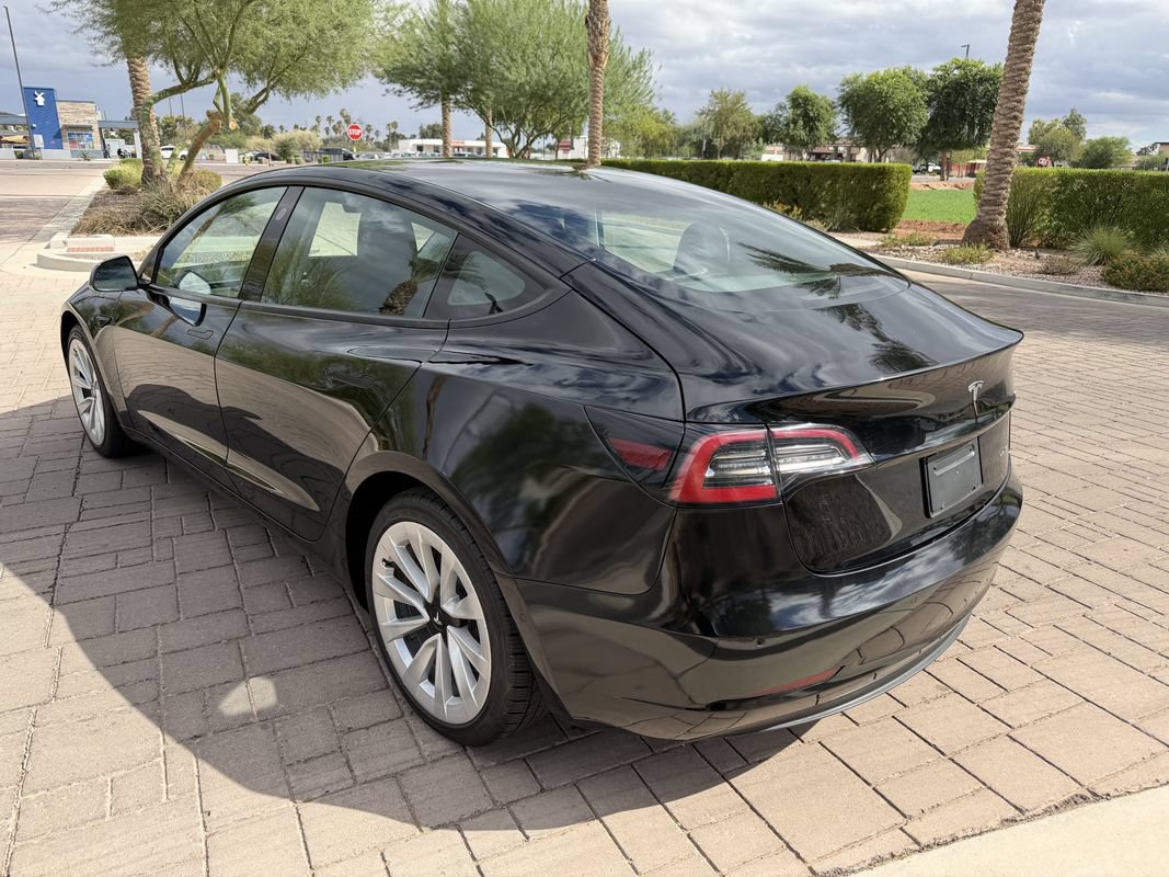 Used 2022 Tesla Model 3 Long Range AWD/4WD image 4