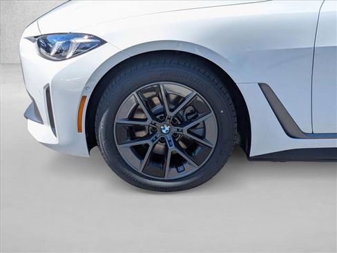 New 2026 BMW i4 eDrive40 w/ Premium Package RWD image 10