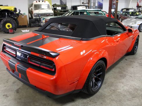 Used 2023 Dodge Challenger SRT Hellcat image 32