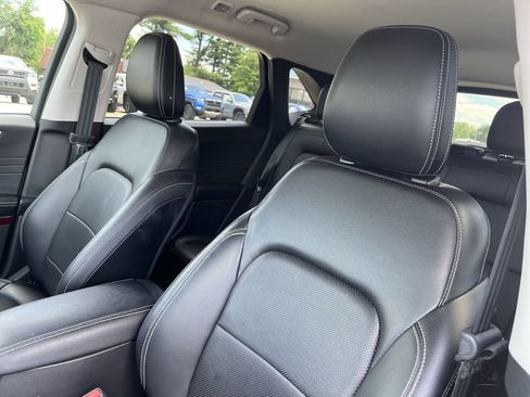 Used 2022 Ford Escape SEL AWD/4WD image 11