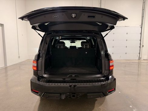 Used 2023 Nissan Armada SL w/ Midnight Edition Package AWD/4WD image 39