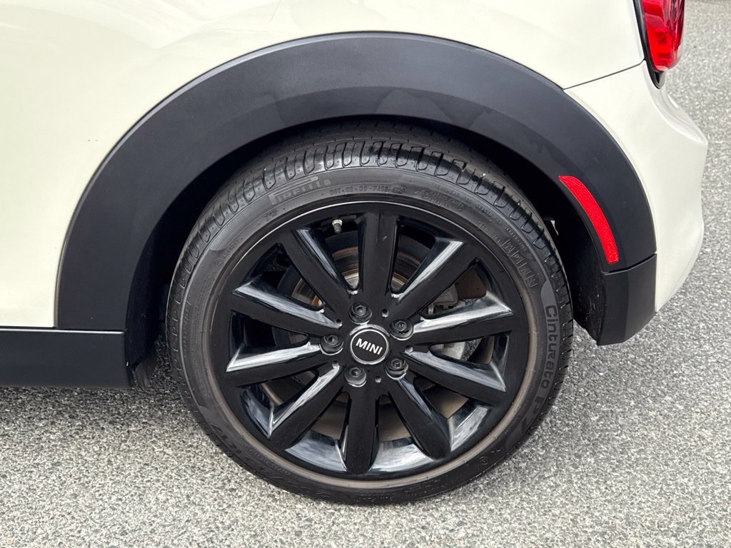 Used 2015 MINI Cooper S FWD image 16
