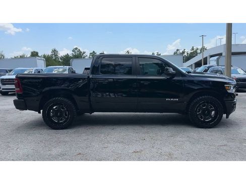 Used 2023 RAM 1500 Laramie AWD/4WD image 9
