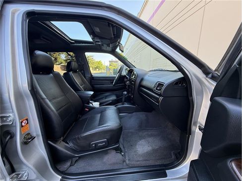 Used 2002 Nissan Pathfinder 4WD w/ (LTH) Leather Pkg image 13