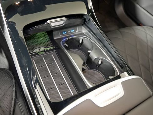 Used 2025 Mercedes-Benz S 580 4MATIC Sedan image 29