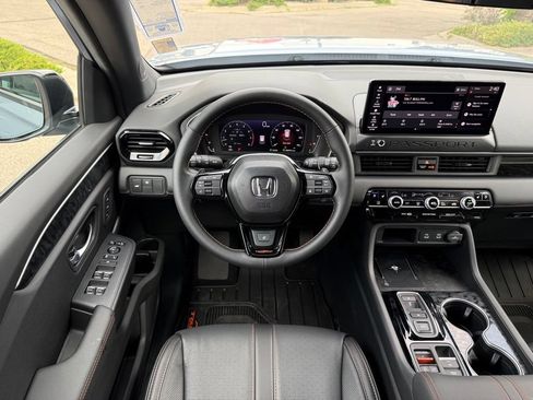 Certified 2026 Honda Passport TrailSport Elite image 4