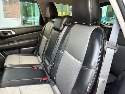 Used 2019 Nissan Pathfinder SV w/ Rock Creek Edition FWD image 25