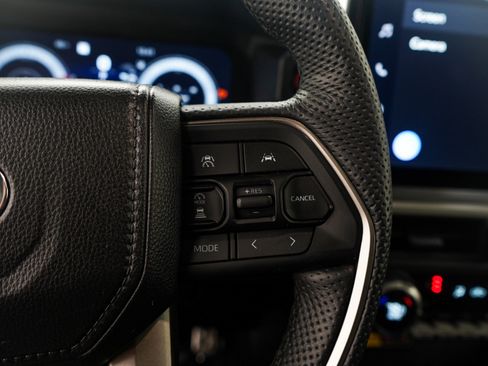 Used 2024 Toyota Tacoma TRD Sport image 30