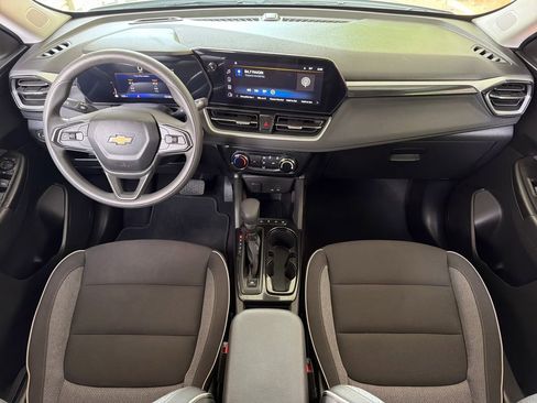 Used 2024 Chevrolet TrailBlazer LT w/ Driver Confidence Package FWD image 21