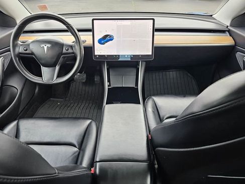 Used 2020 Tesla Model 3 Long Range image 19