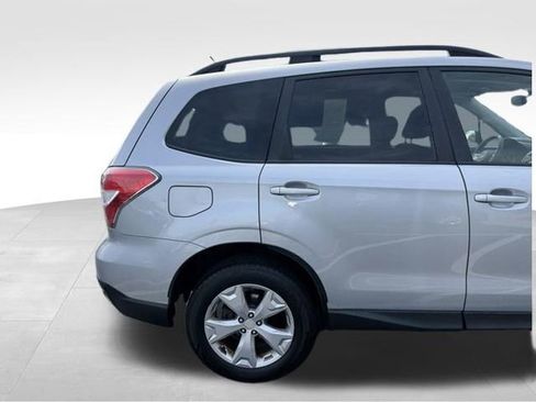 Used 2014 Subaru Forester 2.5i Premium w/ Popular Package #1 AWD/4WD image 4