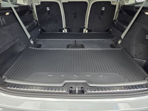 Used 2026 Volvo XC90 B6 Ultra w/ Protection Package AWD/4WD image 30