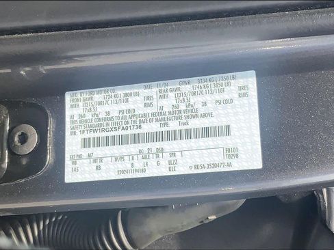 Used 2025 Ford F150 Raptor AWD/4WD image 32