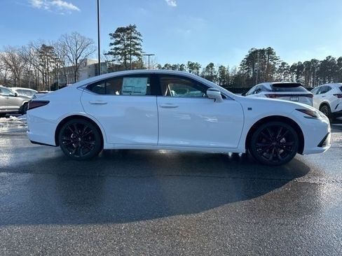 New 2025 Lexus ES 350 w/ Premium Package image 5