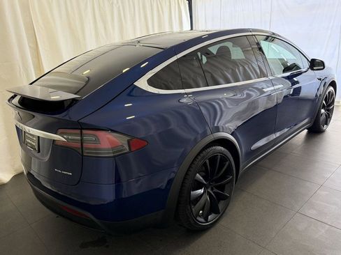 Used 2020 Tesla Model X Long Range image 9