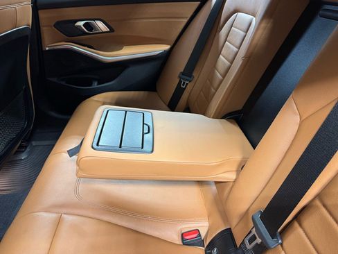 Used 2020 BMW 330i xDrive Sedan w/ Premium Package image 23