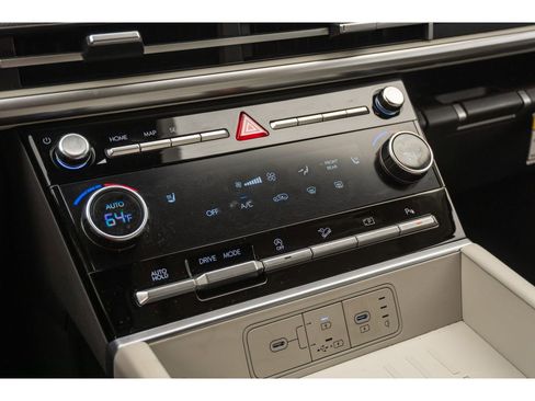 Used 2026 Hyundai Santa Fe SEL FWD image 26