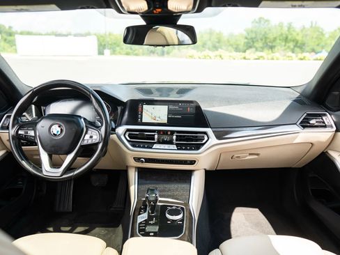 Used 2020 BMW 330i Sedan w/ Convenience Package RWD image 22